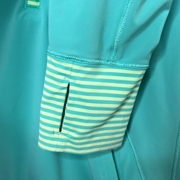 Lululemon Blue 1/2 Zip Lightweight Hood Jacket Women Size 4 - Picture 3 of 7